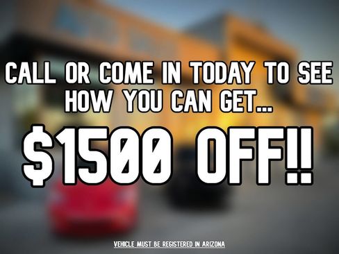 Used 2012 Jeep Wrangler Unlimited Rubicon image 2