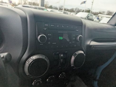 Used 2017 Jeep Wrangler Unlimited Sport w/ Quick Order Package 24S image 18