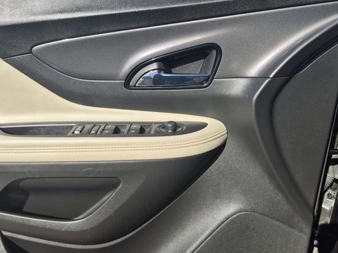 Used 2022 Buick Encore Preferred w/ Safety Package II image 7