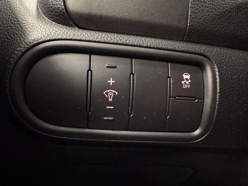 Used 2018 Kia Forte LX image 11