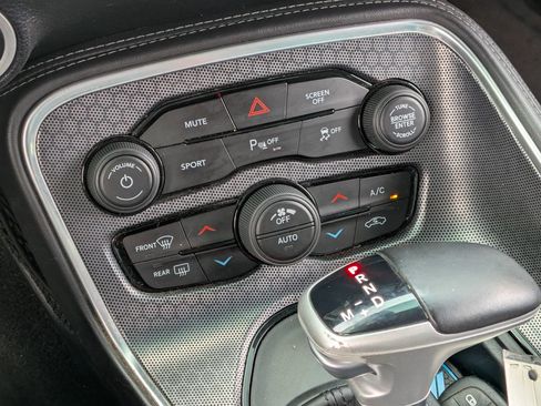 Used 2017 Dodge Challenger R/T Plus image 16