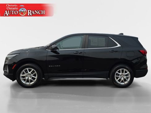 Used 2024 Chevrolet Equinox LT FWD image 2