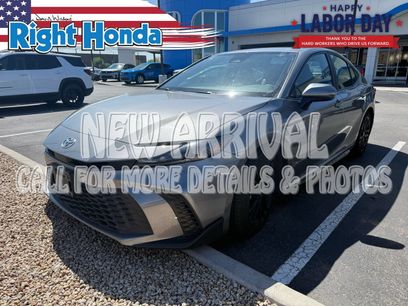 Used 2025 Toyota Camry SE
