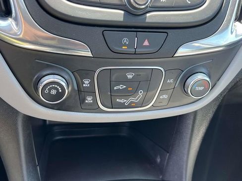 Used 2023 Chevrolet Equinox LS w/ Driver Confidence II Package image 30