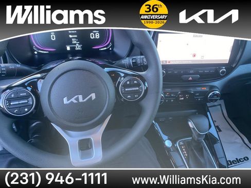 Used 2025 Kia Soul S image 28