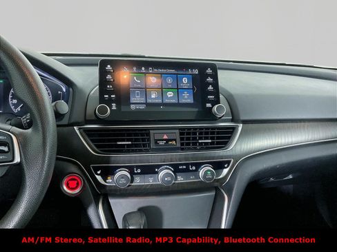 Used 2018 Honda Accord EX image 9