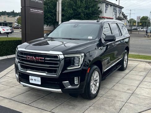 Used 2021 GMC Yukon SLT w/ SLT Luxury Plus Package AWD/4WD image 3
