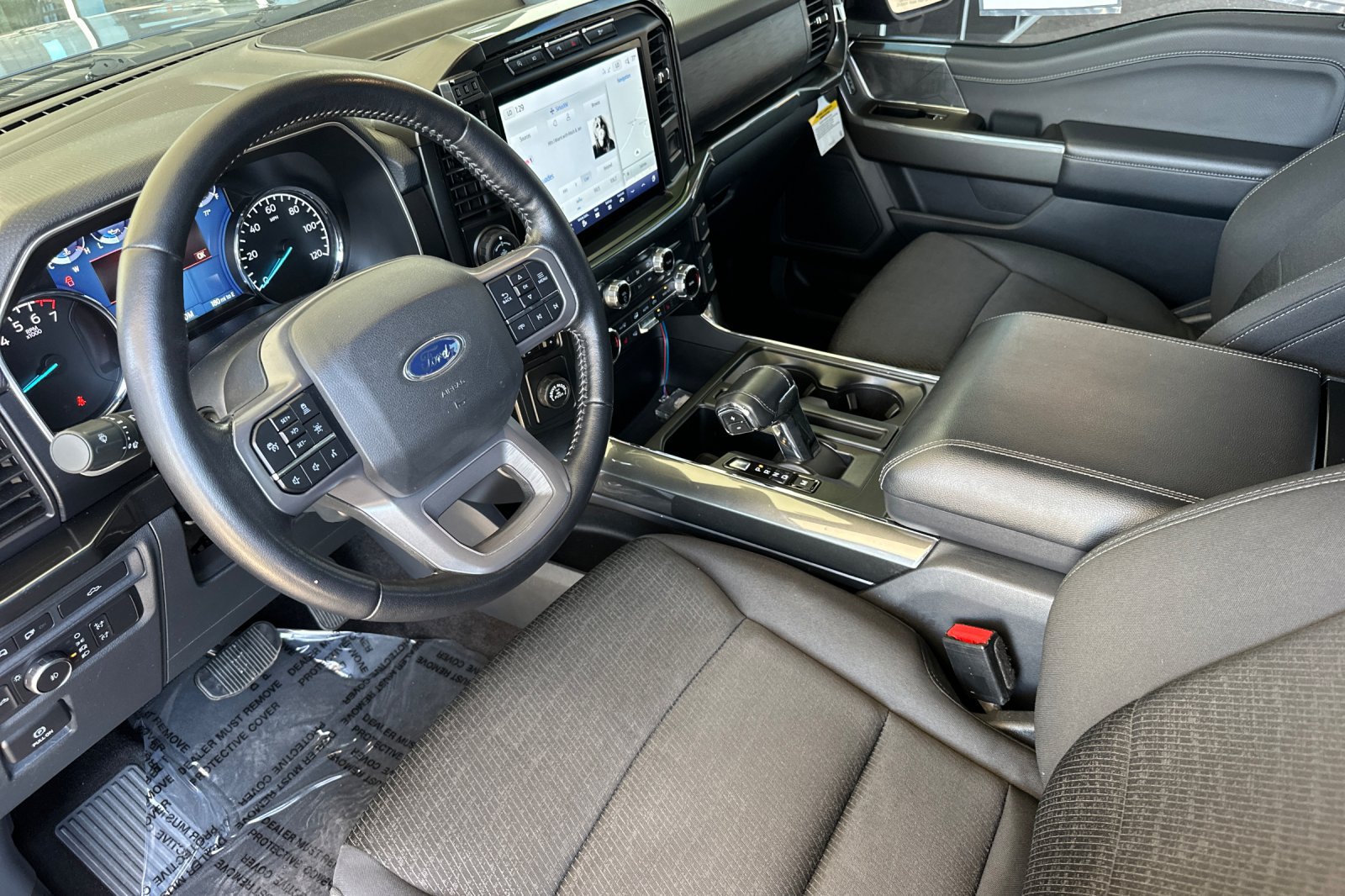 Used 2022 Ford F150 XLT w/ Equipment Group 302A High RWD image 10