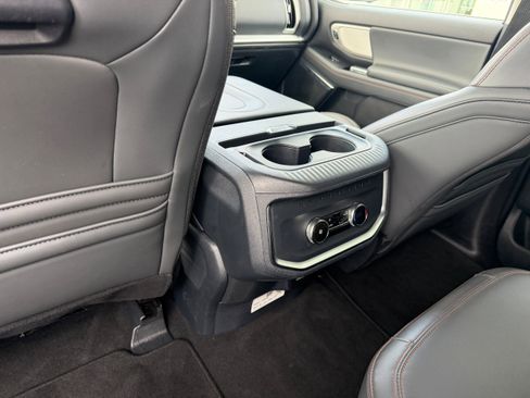 Certified 2025 Ford Expedition Max Active AWD/4WD image 17
