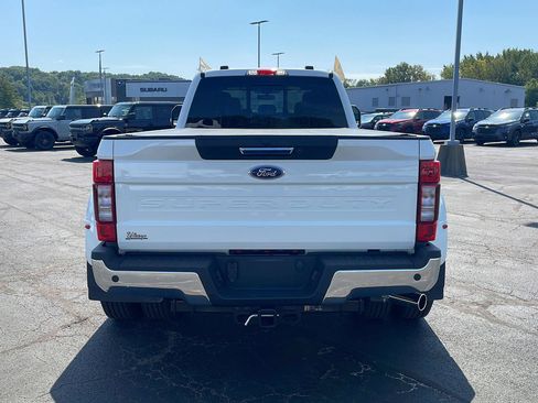 Certified 2022 Ford F350 Lariat w/ Chrome Package AWD/4WD image 4