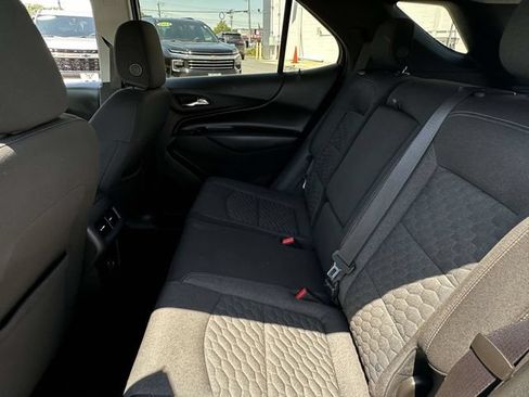 Used 2019 Chevrolet Equinox LT FWD image 19