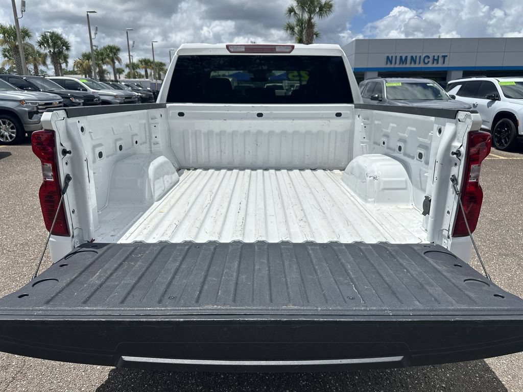 Used 2025 Chevrolet Silverado 1500 LT RWD image 32