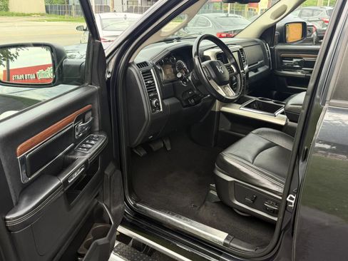 Used 2013 RAM 1500 Laramie AWD/4WD image 14