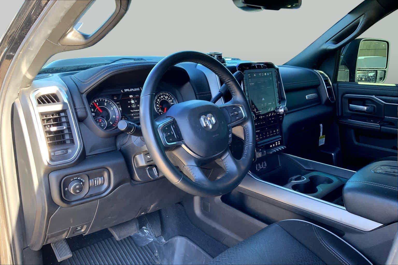 Used 2024 RAM 2500 Laramie w/ Night Edition AWD/4WD image 16