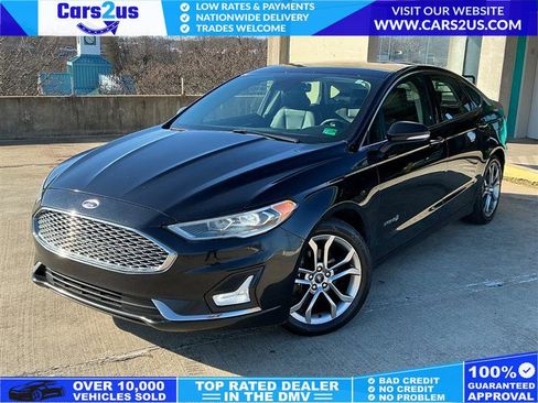 Used 2019 Ford Fusion Titanium image 1