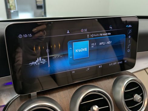 Used 2020 Mercedes-Benz C 300 4MATIC Sedan image 12