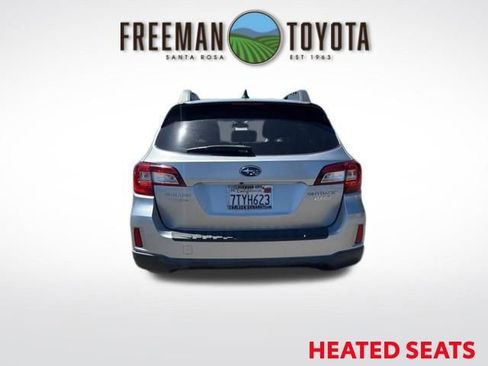 Used 2016 Subaru Outback 2.5i Limited AWD/4WD image 6