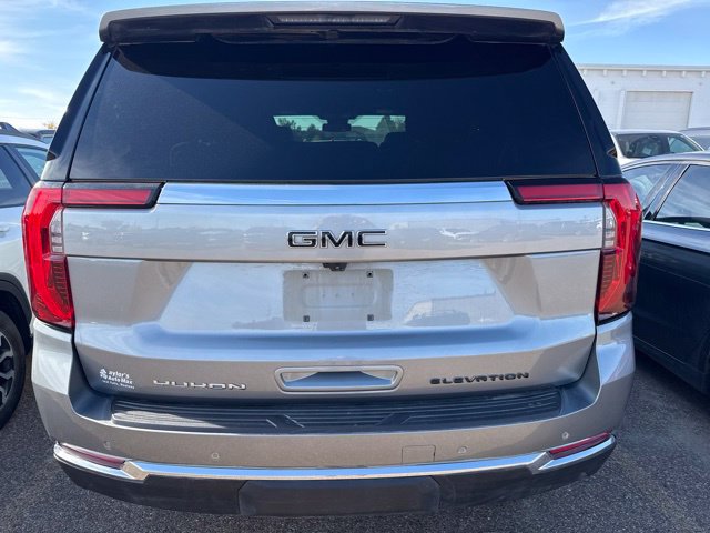Used 2025 GMC Yukon Elevation AWD/4WD image 3