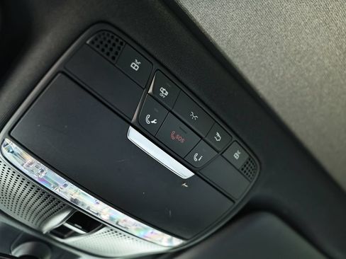 Used 2017 Mercedes-Benz E 400 4MATIC Wagon image 41