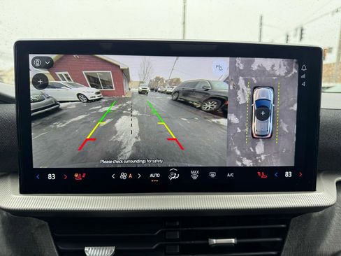 Used 2025 Ford Explorer Platinum w/ Ultimate Package image 29