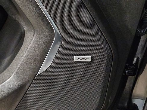 Used 2021 GMC Yukon XL SLT w/ SLT Luxury Package image 22