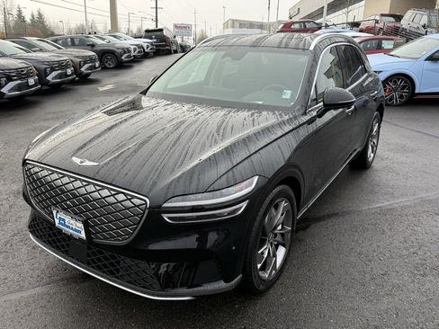 Used 2025 Genesis Electrified GV70 Advanced w/ Prestige Package image 9