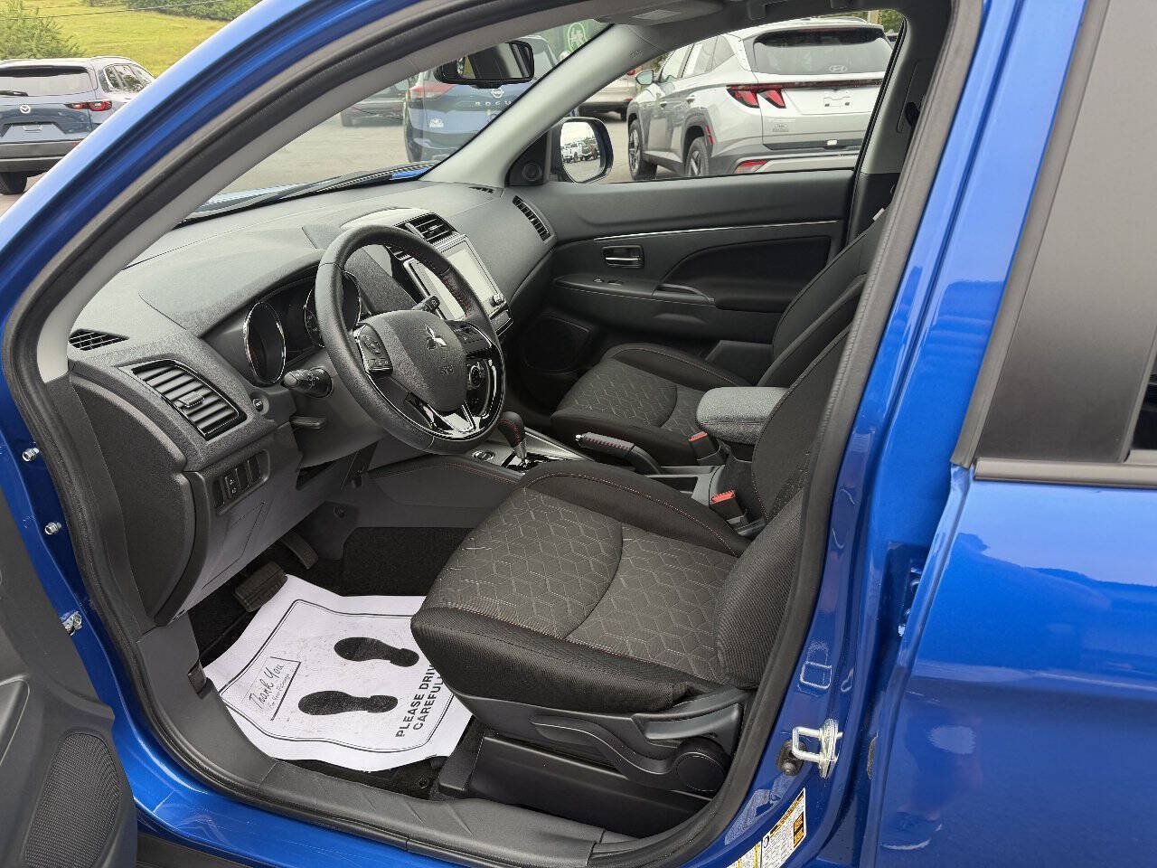 Used 2026 Mitsubishi Outlander Sport ES AWD/4WD image 6