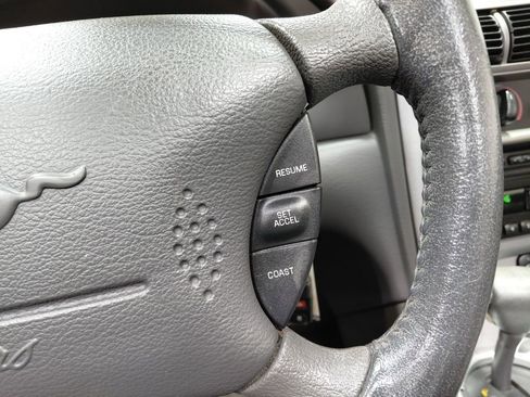 Used 2004 Ford Mustang GT image 40