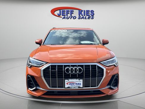 Used 2020 Audi Q3 2.0T Prestige w/ Prestige Package image 3