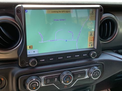 Used 2020 Jeep Gladiator Sport w/ Quick Order Package 24S AWD/4WD image 25