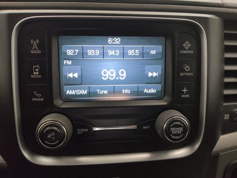 Used 2019 RAM 1500 Tradesman w/ Tradesman SXT Package RWD image 25