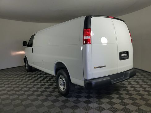 New 2026 Chevrolet Express 3500 Extended w/ Driver Convenience Package RWD image 6