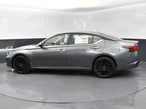 New 2025 Nissan Altima 2.5 SV w/ SV Special Edition Package image 5