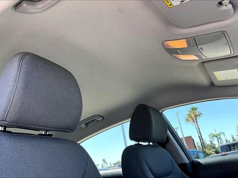 Used 2022 Hyundai Ioniq Blue FWD image 14