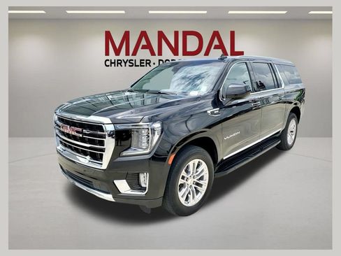 Used 2023 GMC Yukon XL SLT RWD image 1