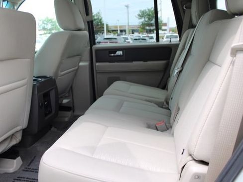 Used 2011 Ford Expedition XLT AWD/4WD image 25