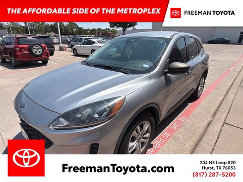 Used 2022 Ford Escape S FWD image 1