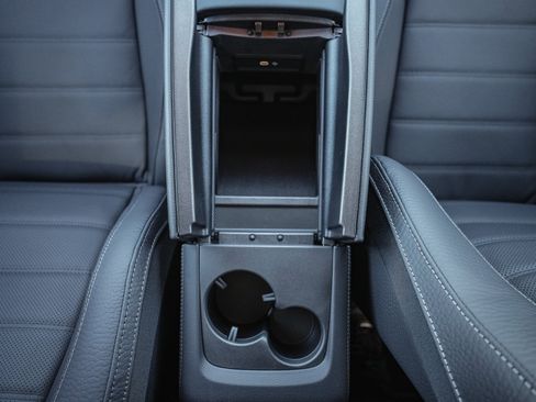 New 2026 Mercedes-Benz GLS 450 4MATIC image 22