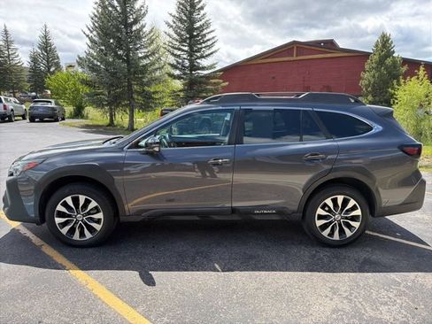Used 2023 Subaru Outback Limited AWD/4WD image 5