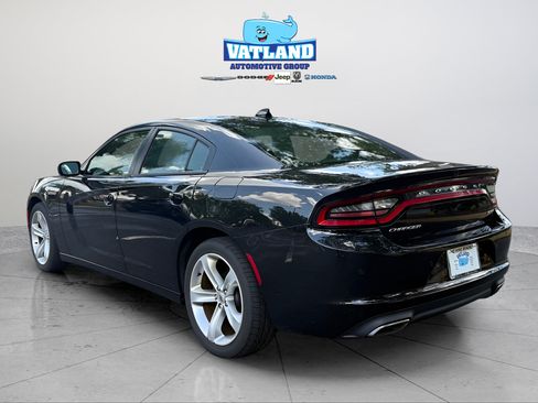 Used 2018 Dodge Charger SXT Plus w/ Quick Order Package 29J RWD image 3