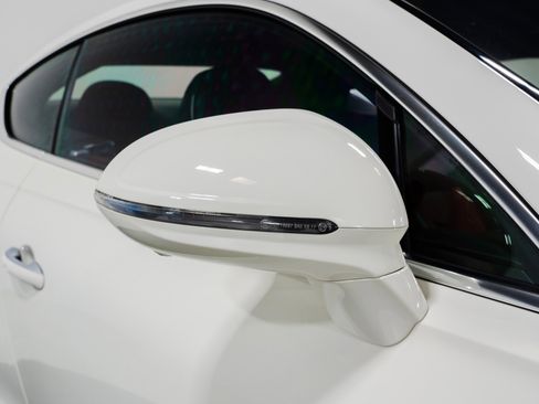 Used 2020 Bentley Continental GT V8 image 12