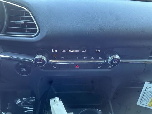 Certified 2025 MAZDA CX-30 AWD 2.5 S w/ Preferred Package image 14