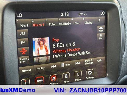 Used 2023 Jeep Renegade Latitude image 23