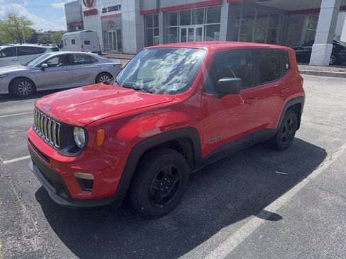 Used 2019 Jeep Renegade Sport AWD/4WD image 2