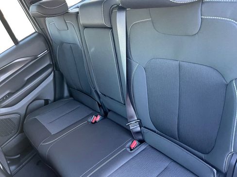 New 2025 Jeep Grand Cherokee Laredo image 22