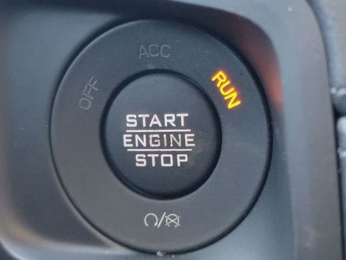 New 2026 Jeep Gladiator Sport image 6