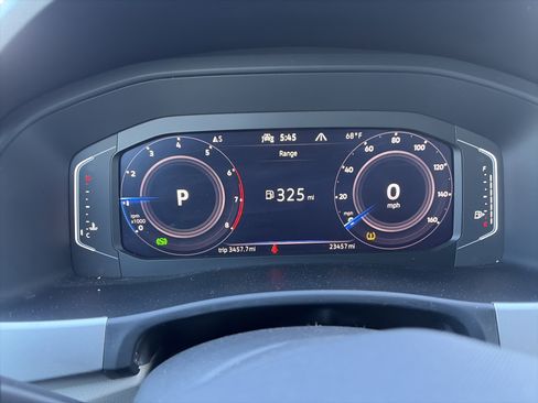 Used 2023 Volkswagen Atlas SE w/ Black Wheel Package image 18