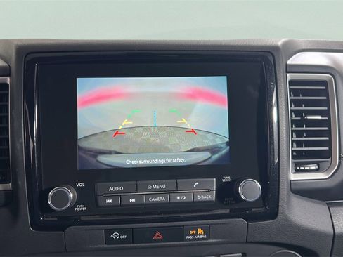 Used 2024 Nissan Frontier SV w/ SV Convenience Package image 24