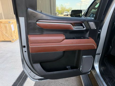 Used 2025 GMC Sierra 1500 Denali Ultimate image 21