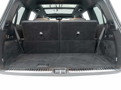 Used 2025 Mercedes-Benz GLS 450 4MATIC image 33